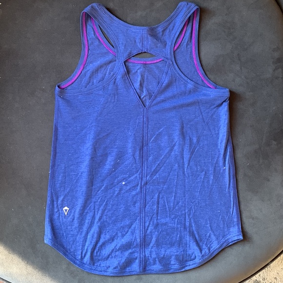Iviva Girls Tank Top - Picture 3 of 3